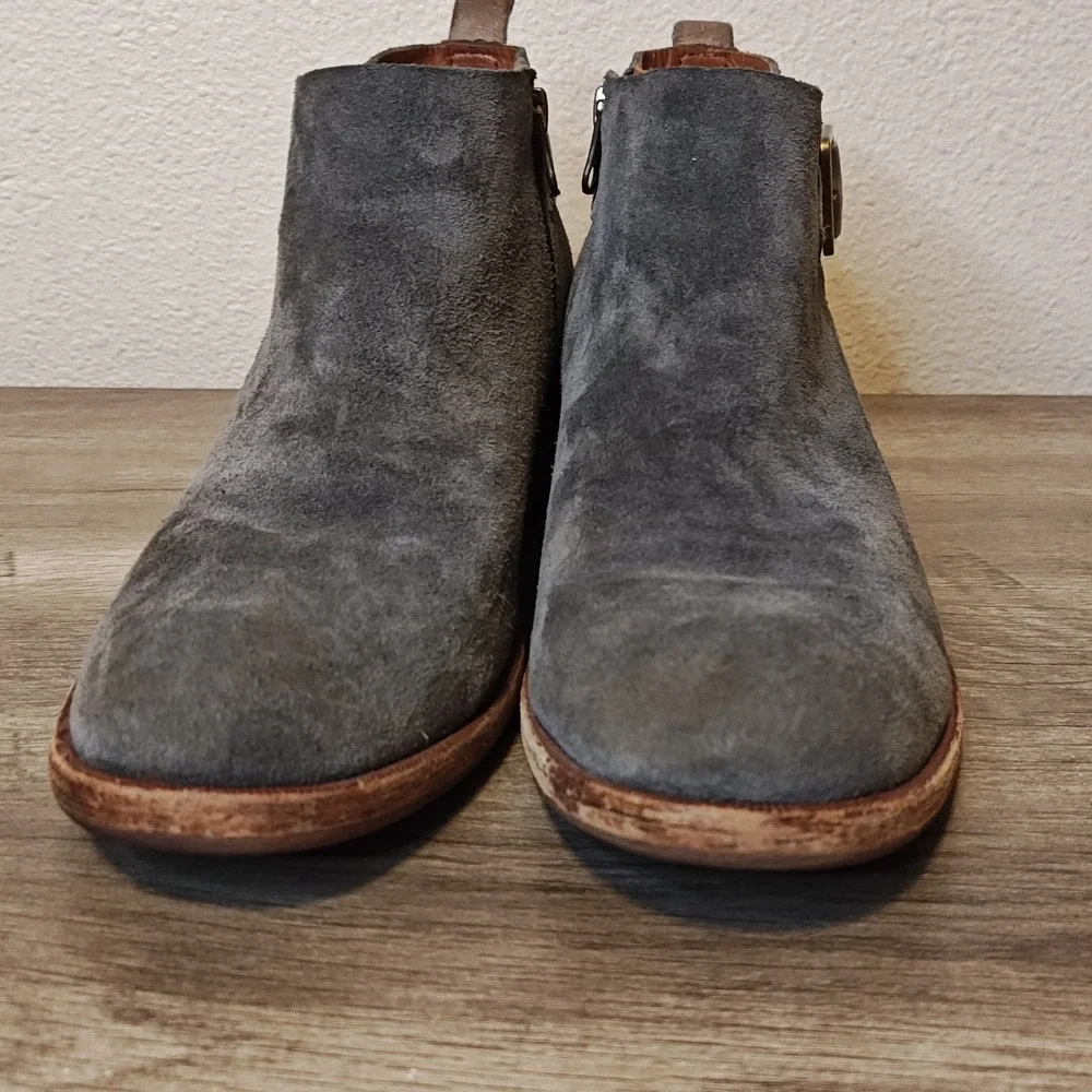 Kork-Ease Mesa Suede Ankle Boots Women‎ 8.5 Grey Brown Buckle Block Heel K54222